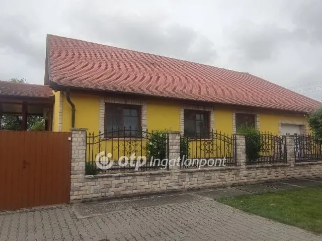 Eladó ház Jászberény 90 nm