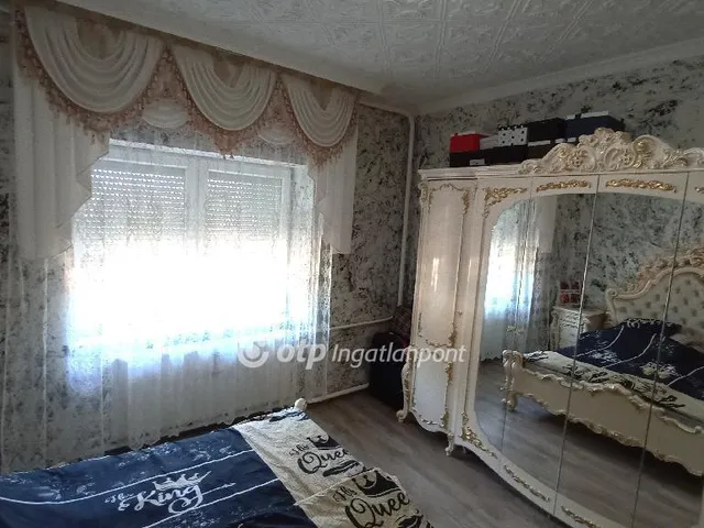 Eladó ház Jászfényszaru 118 nm