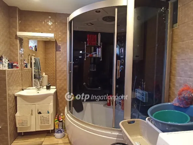Eladó ház Jászfényszaru 118 nm