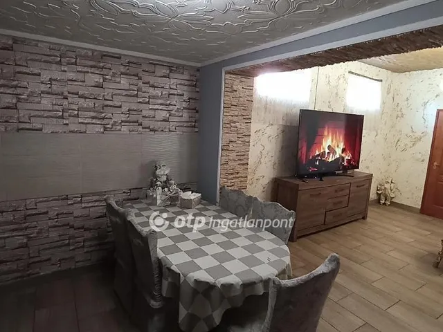 Eladó ház Jászfényszaru 118 nm