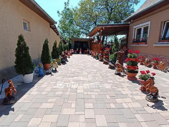 Eladó ház Jászfényszaru 118 nm
