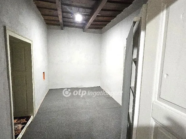 Eladó ház Alattyán 66 nm