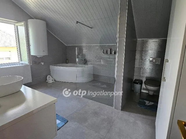 Eladó ház Jászjákóhalma 187 nm