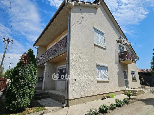 Eladó ház Jászjákóhalma 187 nm