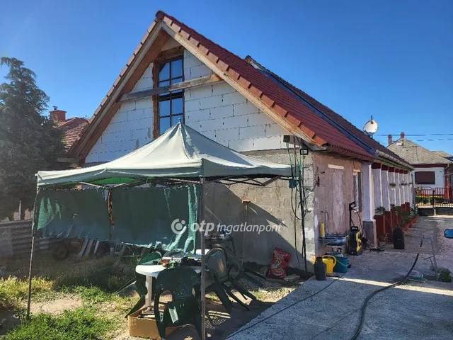 Eladó ház Zsámbok 75 nm