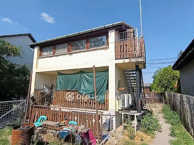 Eladó üdülő és hétvégi ház Tóalmás 69 nm