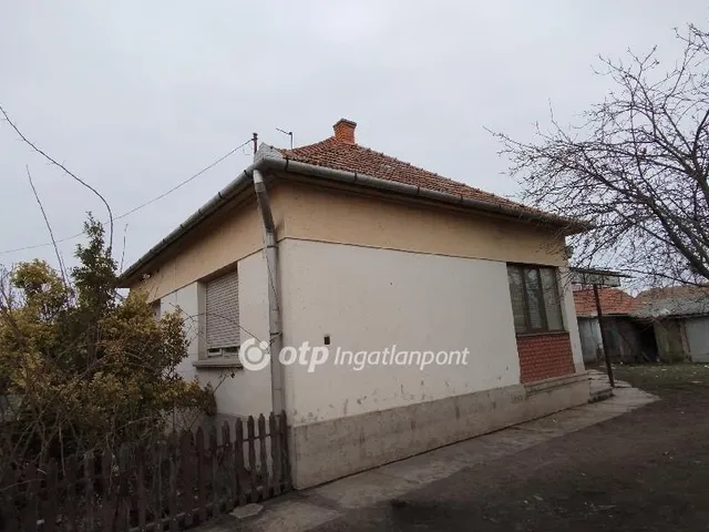 Eladó ház Jászárokszállás 70 nm