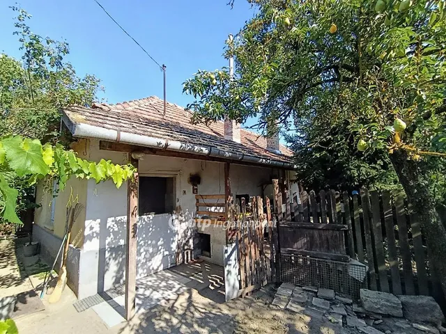 Eladó ház Jászfényszaru 46 nm