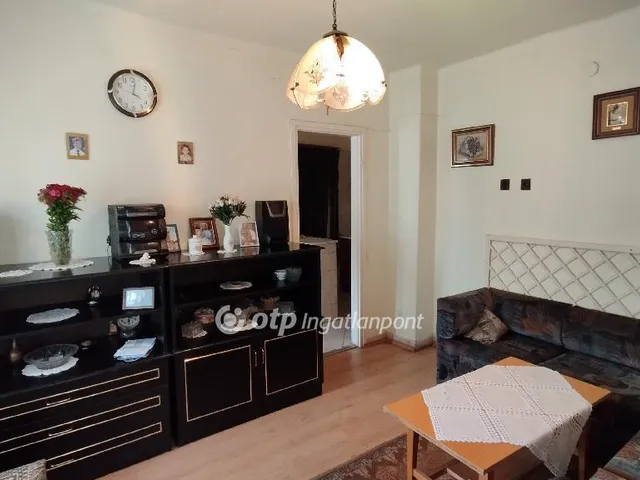 Eladó ház Jászfelsőszentgyörgy 127 nm