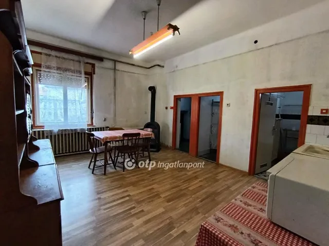 Eladó ház Jászapáti 98 nm