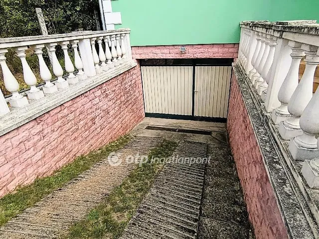 Eladó ház Isaszeg 184 nm