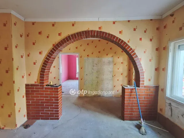 Eladó ház Jászladány 84 nm