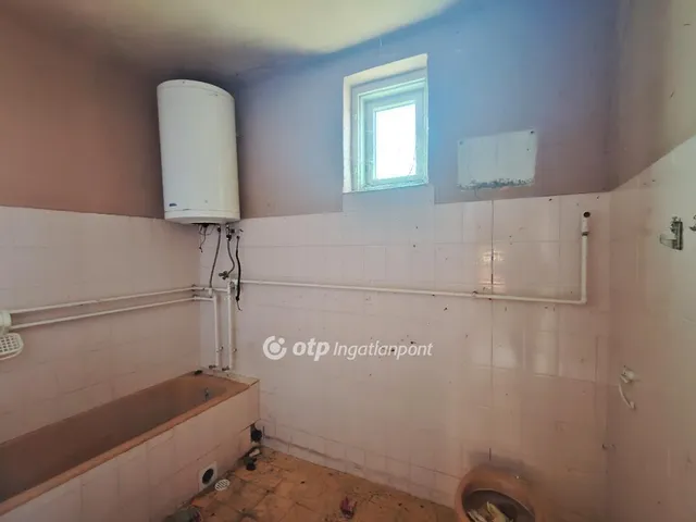 Eladó ház Jászladány 84 nm