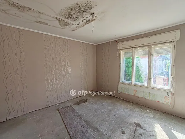 Eladó ház Jászladány 84 nm