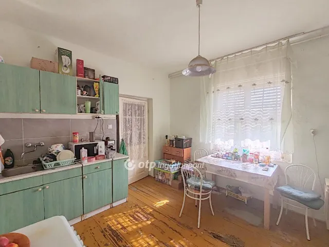 Eladó ház Jászladány 68 nm