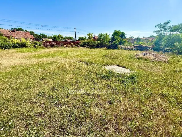 Eladó ház Jászladány 49 nm