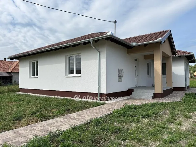 Eladó ház Nagykáta 136 nm
