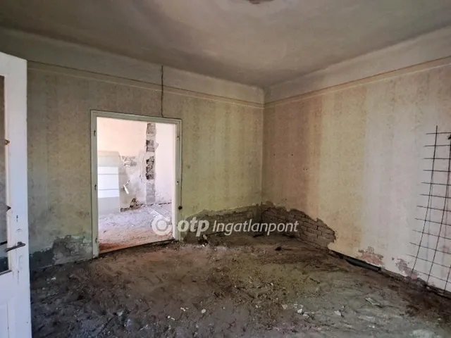 Eladó ház Cegléd 96 nm