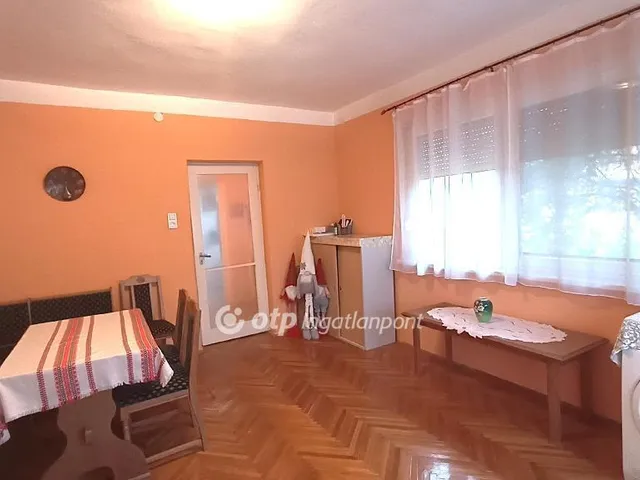 Eladó ház Jászfényszaru 120 nm