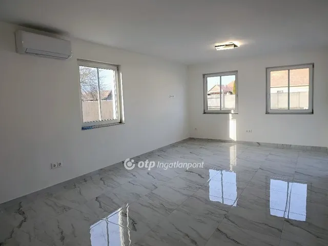 Eladó ház Jászfényszaru 70 nm