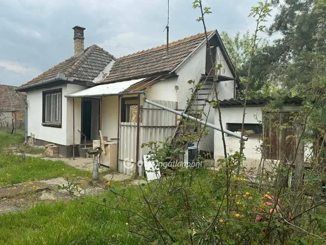 Eladó ház Cegléd 40 nm