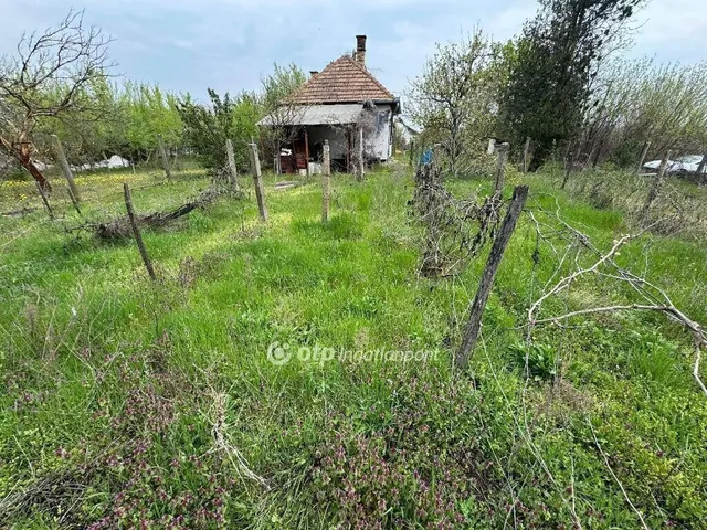 Eladó ház Cegléd 40 nm