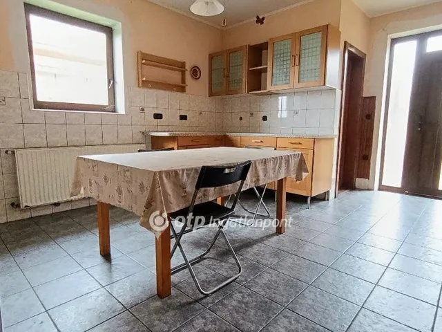 Eladó ház Gödöllő 356 nm