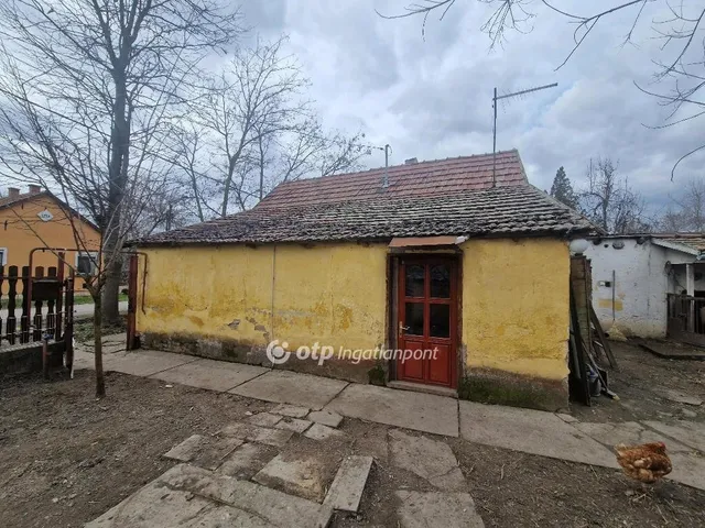 Eladó ház Cegléd 39 nm
