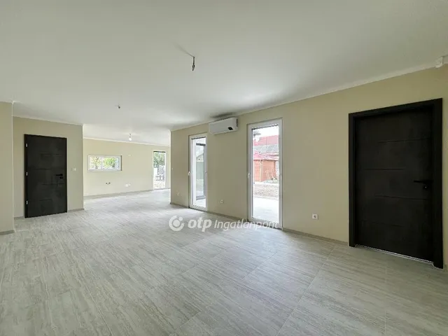 Eladó ház Cegléd 157 nm