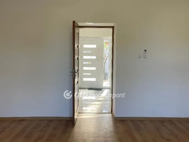 Eladó ház Üllő 116 nm
