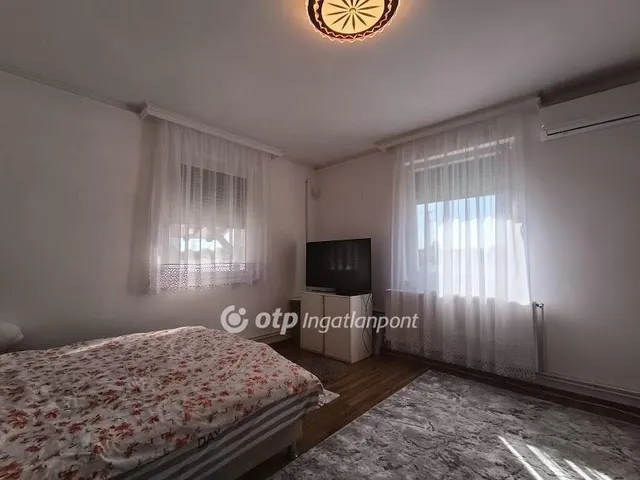 Eladó ház Jászfényszaru 127 nm