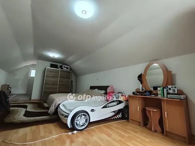 Eladó ház Jászfényszaru 127 nm