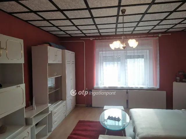 Eladó ház Jászfényszaru 131 nm