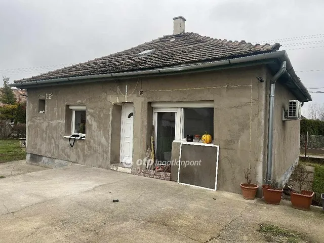 Eladó ház Tápiószele 60 nm