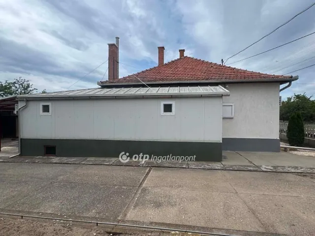 Eladó ház Jászboldogháza 132 nm
