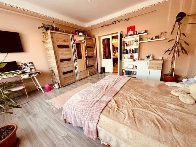Eladó ház Cegléd 218 nm