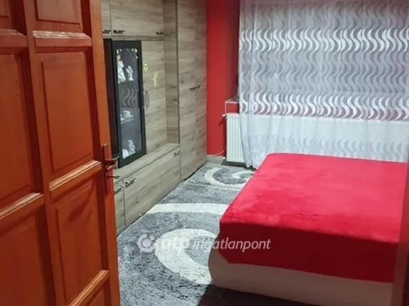Eladó ház Tóalmás 175 nm