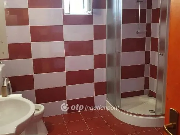 Eladó ház Tóalmás 175 nm