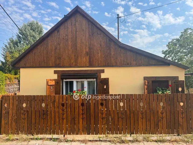 Eladó ház Nagykáta 51 nm