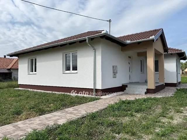Eladó ház Nagykáta 136 nm