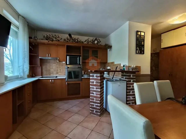 Kiadó lakás Pécs, Kertváros 59 nm