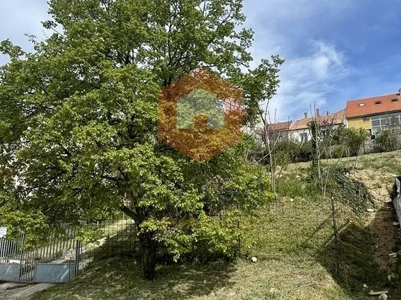 Eladó telek Pécs, Havihegy 548 nm