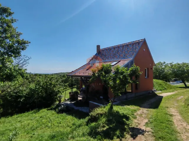 Eladó ház Kővágószőlős 50 nm