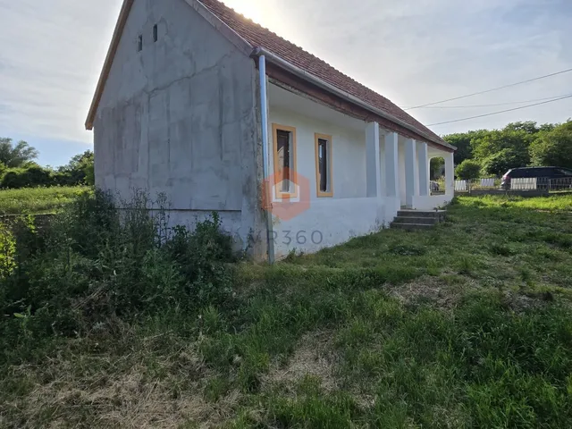 Eladó ház Baksa 65 nm