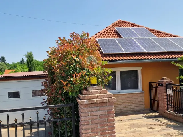 Eladó ház Pécs, Újhegy 130 nm