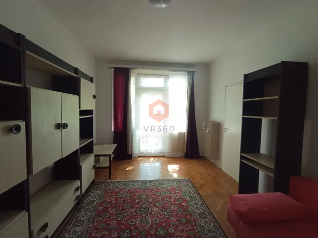 Kiadó lakás Pécs, Uránváros 39 nm
