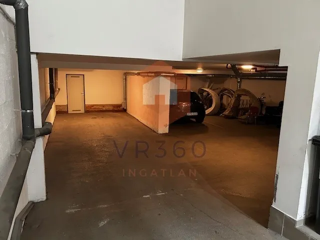 Kiadó garázs Pécs, Belváros 15 nm