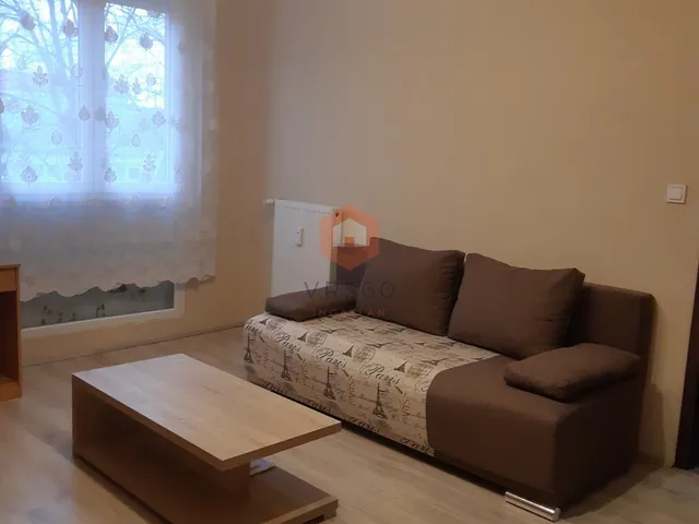 Kiadó lakás Pécs, Egyetemváros 54 nm