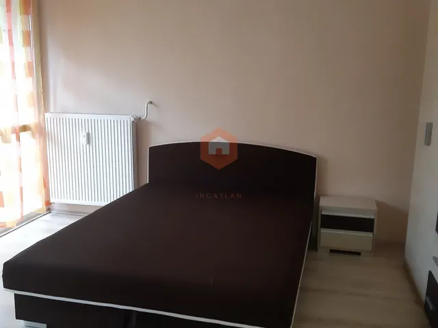 Kiadó lakás Pécs, Egyetemváros, Stadion utca 54 nm