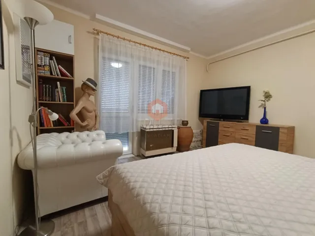Kiadó lakás Pécs, Mecsekoldal, Bárány út 63 nm